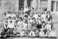 Kinder.jpg (197715 bytes)