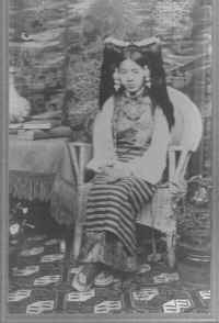 Mary Tsarong grey.jpg (100509 bytes)