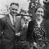 Mr and Mrs Dewey 1941.jpg (63486 bytes)