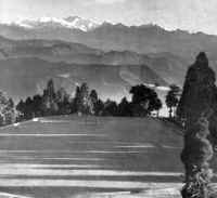 Playing_Field_1941.jpg (92069 bytes)
