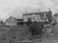 Queenshillschoolfront Edited.jpg (129536 bytes)