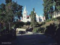 St Andrews Church.jpg (107175 bytes)